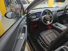 2024 Hongqi HS7 2.0T PHEV 4WD 6, чёрный — фото 16