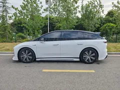 2025 Li Auto i6 4WD Standard, белый — фото 2