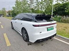 2025 Li Auto i6 4WD Standard, белый — фото 4