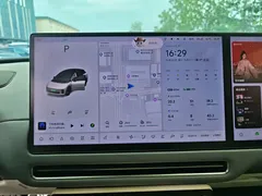 2025 Li Auto i6 4WD Standard, белый — фото 15