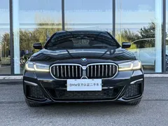 2022 BMW 5 Series 525Li M Sport Package, чёрный — фото 2