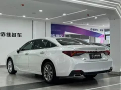 2019 Toyota Avalon 2.0L Luxury, белый — фото 7