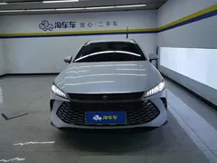 2025 BYD Qin PLUS DM-i PHEV Smart Driving 55km Leading, белый — фото 2
