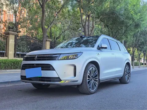 2024 Aito M7 1.5T Smart Driving 4WD Ultra 5-seat