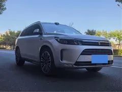 2024 Aito M7 1.5T Smart Driving 4WD Ultra 5-seat, синий — фото 3