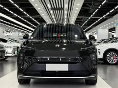 2023 Nio ES8 75kWh, чёрный — фото 2