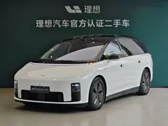 2025 Li Auto i8 Standard, белый — фото 1