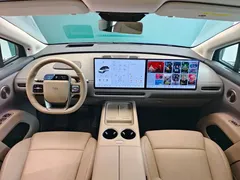 2025 Li Auto i8 Standard, белый — фото 8