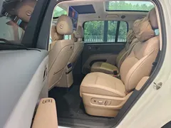 2025 Li Auto i8 Standard, белый — фото 11