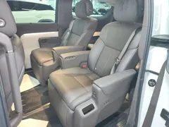 2024 Li Auto MEGA Ultra, белый — фото 17