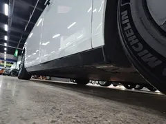 2024 Li Auto MEGA Ultra, белый — фото 21