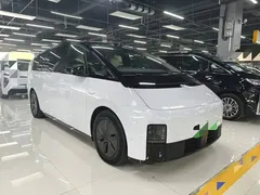 2025 Li Auto MEGA Home, белый — фото 3