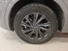 2023 Hongqi HS5 2.0T Pro — фото 23