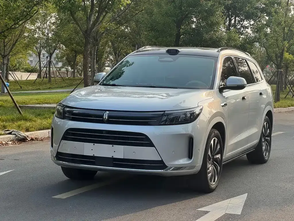 2024 Aito M7 1.5T Smart Driving 4WD Max 5-seat