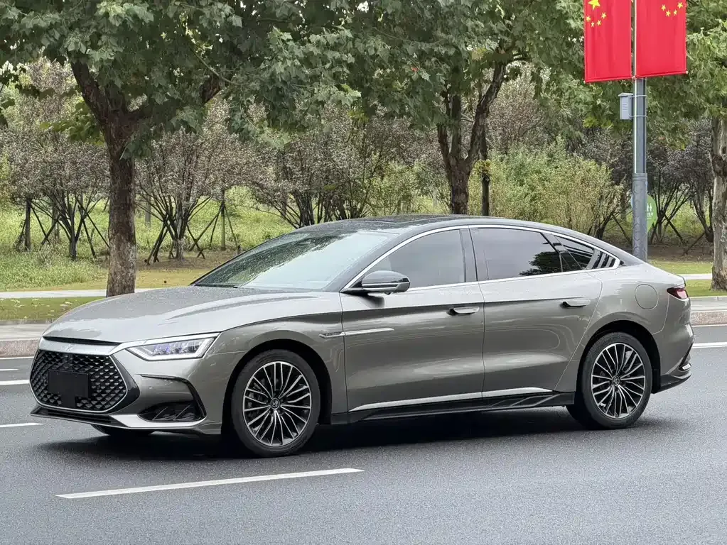 2023 BYD Han PHEV Champion 121KM Premium