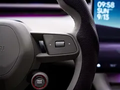 2025 Xiaomi YU7 4WD Pro — фото 30