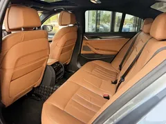 2022 BMW 5 Series 530i Fashion M Sport Package — фото 9