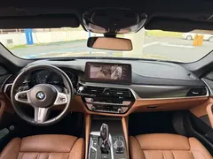 2022 BMW 5 Series 530i Fashion M Sport Package — фото 10