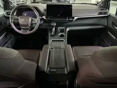 2021 Toyota Sienna 2.5L Hybrid Platinum, белый — фото 6
