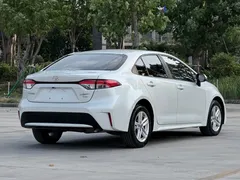 2021 Toyota Levin 185T CVT Luxury, белый — фото 4