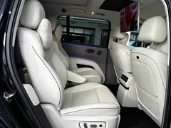 2025 Li Auto i8 Standard, чёрный — фото 6