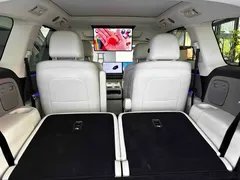 2025 Li Auto i8 Standard, чёрный — фото 7