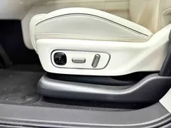 2025 Li Auto i8 Standard, чёрный — фото 12