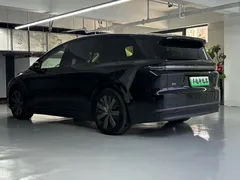 2025 Li Auto i8 Standard, чёрный — фото 16