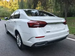 2021 Geely Emgrand UP 1.5L CVT Luxury, белый — фото 4