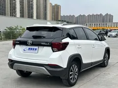 2022 Toyota Yaris L Zhixuan X 1.5L CVT Luxury Plus, белый — фото 6