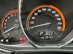 2022 Toyota Yaris L Zhixuan X 1.5L CVT Luxury Plus, белый — фото 13