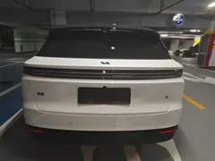 2025 Li Auto i6 2WD Standard, белый — фото 6