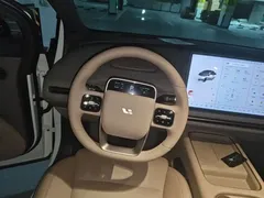 2025 Li Auto i6 2WD Standard, белый — фото 11