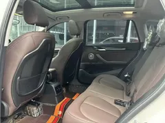 2022 BMW X1 Premium, белый — фото 6