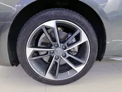 2022 Audi A4L 40 TFSI Fashion Dynamic — фото 7