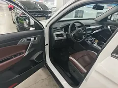 2022 Geely Atlas 1.8TD DCT, белый — фото 16