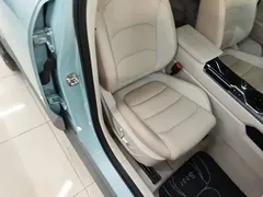 2023 Geely ICON 1.5TD, зелёный — фото 25