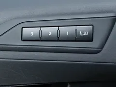 2020 Lexus LM 300h 4, чёрный — фото 25