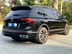 2023 Volkswagen Tiguan L 330TSI AT 2WD R-Line, чёрный — фото 4