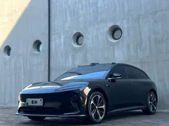 2023 Nio ET5T 75kWh Touring, чёрный — фото 1