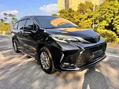2021 Toyota Sienna 2.5L Hybrid Luxury, чёрный — фото 3