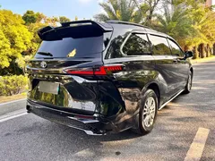 2021 Toyota Sienna 2.5L Hybrid Luxury, чёрный — фото 5
