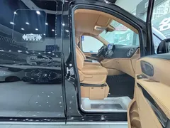 2023 Mercedes-Benz Vito 2.0T Business 7-seat, чёрный — фото 11