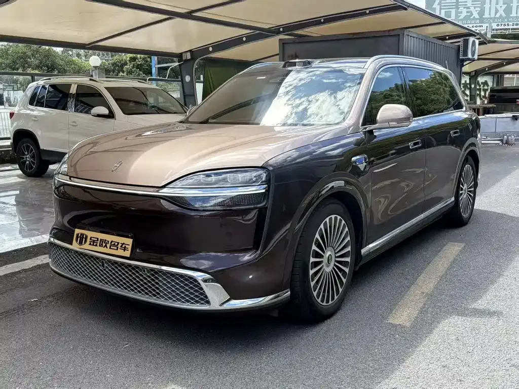 2026 Aito M9 EREV Ultra 6-seat