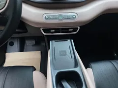 2025 BYD Seagull Smart Driving 305km Freedom, белый — фото 8