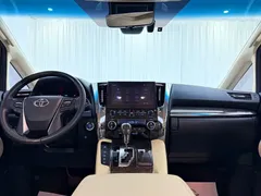 2023 Toyota Alphard 2.5L Hybrid Premium Gold, белый — фото 8