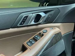 2021 BMW X5 M Sport Package, чёрный — фото 6
