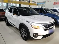 2021 Kia Seltos 1.5L CVT Trend, белый — фото 4