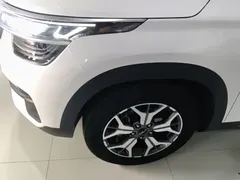 2021 Kia Seltos 1.5L CVT Trend, белый — фото 23