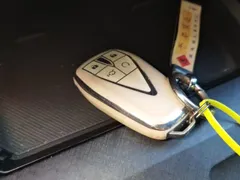 2022 Changan UNI-V 1.5T Premium, белый — фото 9